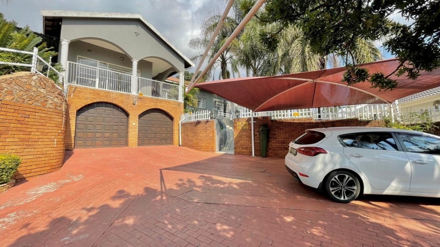 4 Bedroom Property for Sale in Safari Gardens North West